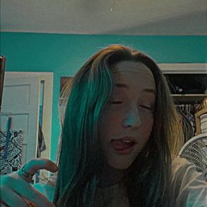 Meet your Posher, Abbi